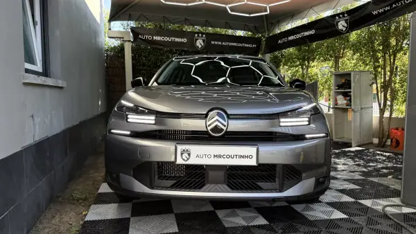 Citroën C4 2025 — foto 2 de 26