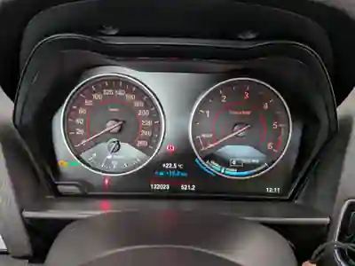 BMW 116 2017 - 13100 EUR, 131000 km - AUTO.MOTO.pt - 131000km - foto 6 de 8