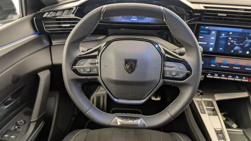 Peugeot 408 2024 - 33750 EUR, 2992 km - AUTO.MOTO.pt - 2992km - foto 9 de 19