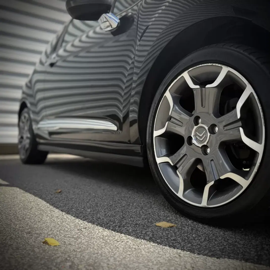 DS DS3 2014 - 11900 EUR, 94000 km - 94000km - foto 2 de 14