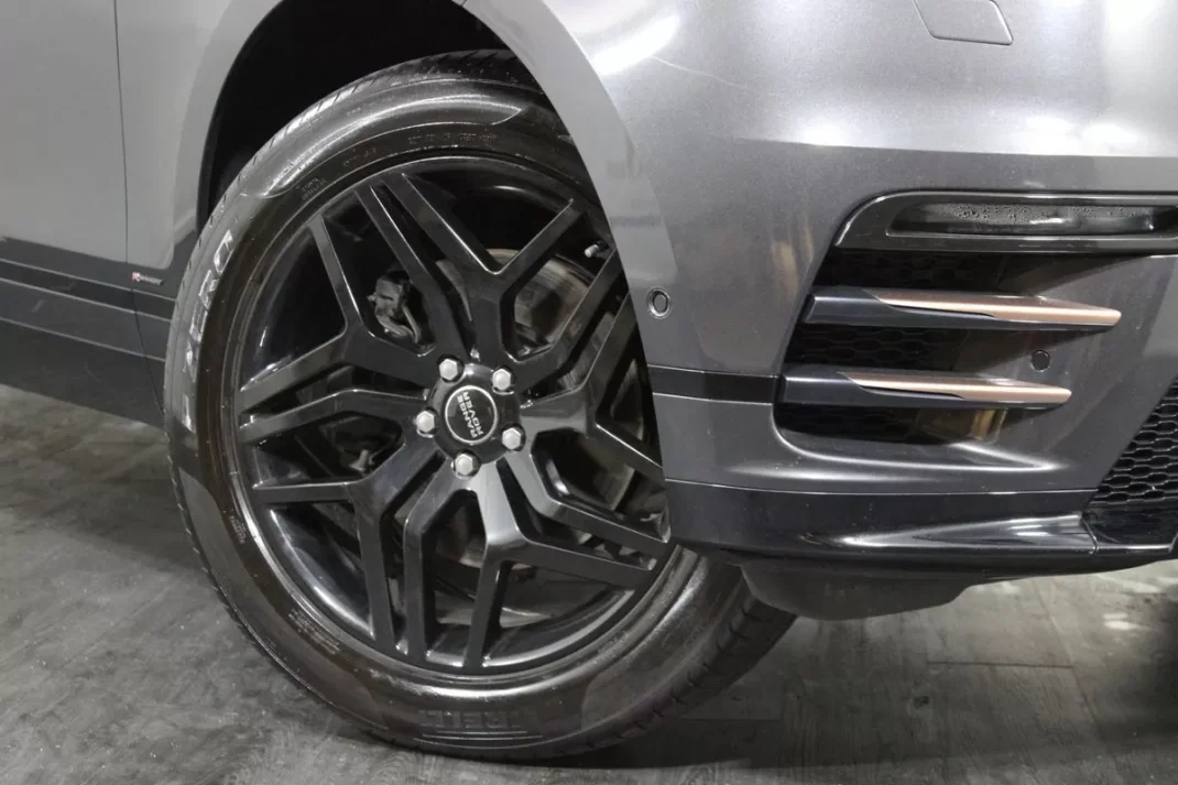 Land Rover Range Rover Velar 2018 - 44900 EUR, 110932 km - AUTO.MOTO.pt - 110932km - foto 20 de 20