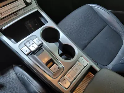 Hyundai Kauai 2019 - 18800 EUR, 99000 km - AUTO.MOTO.pt - 99000km - foto 24 de 26