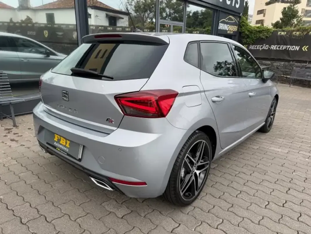 SEAT Ibiza 2021 - 14500 EUR, 84640 km - AUTO.MOTO.pt - 84640km - foto 9 de 12