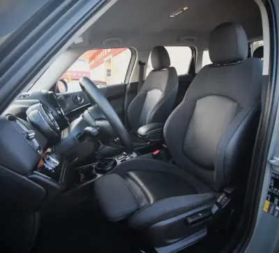 MINI Countryman 2019 - 16990 EUR, 155000 km - AUTO.MOTO.pt - 155000km - foto 7 de 33