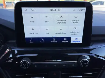 Ford Kuga 2022 - 17990 EUR, 85480 km - AUTO.MOTO.pt - 85480km - foto 15 de 22