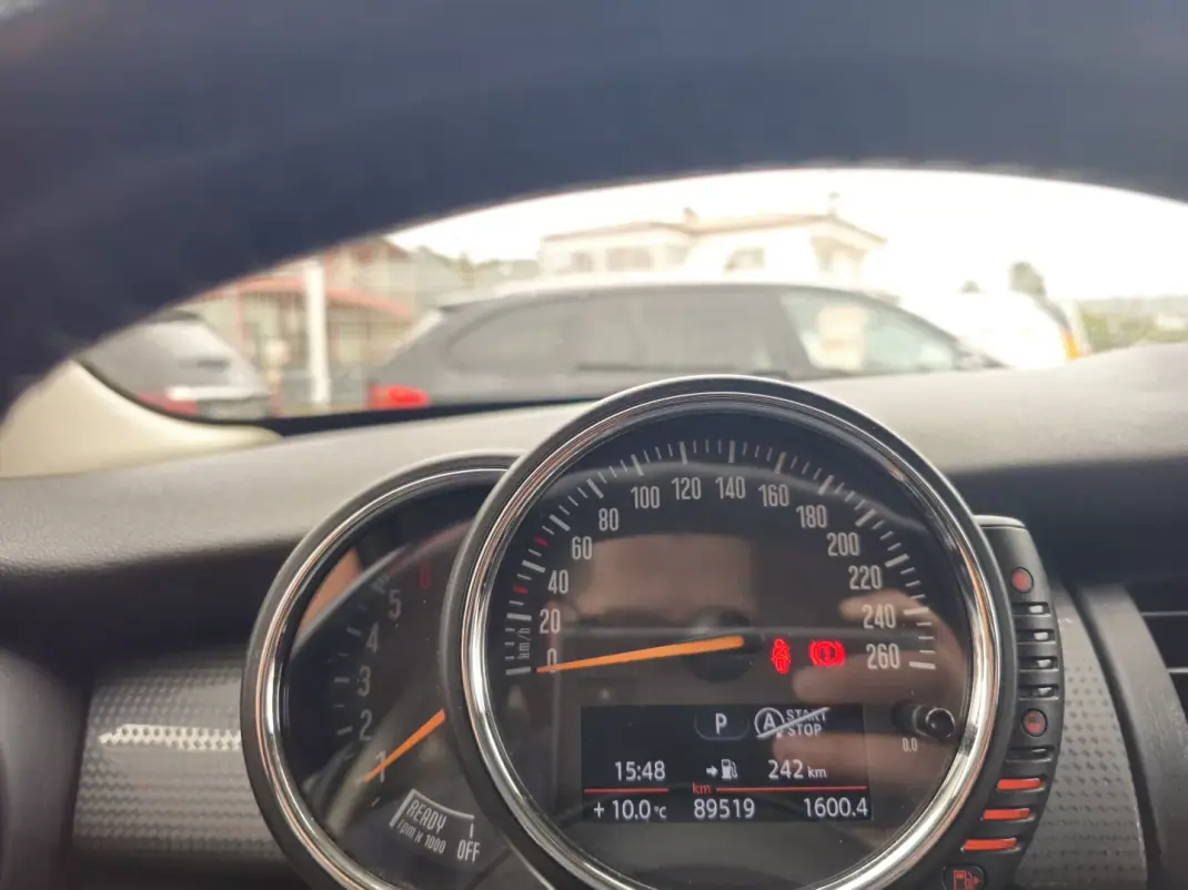 MINI 1000 2016 - 14990 EUR, 89000 km - AUTO.MOTO.pt - 89000km - foto 7 de 11