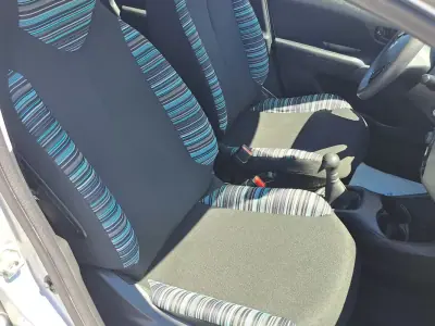 Citroën C1 2018 - 9500 EUR, 80000 km - AUTO.MOTO.pt - 80000km - foto 22 de 39