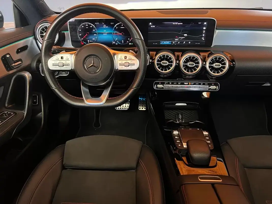 Mercedes-Benz CLA 180 2020 - 26900 EUR, 89649 km - 89649km - foto 7 de 23