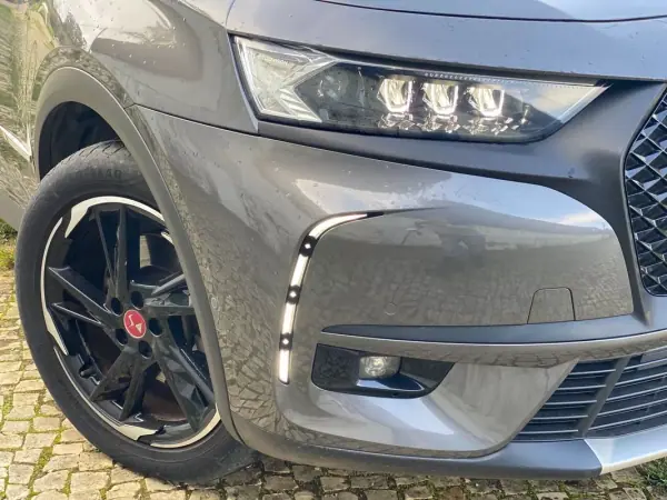 DS DS7 Crossback 2021 - 26990 EUR, 80618 km - AUTO.MOTO.pt - 80618km - foto 7 de 25