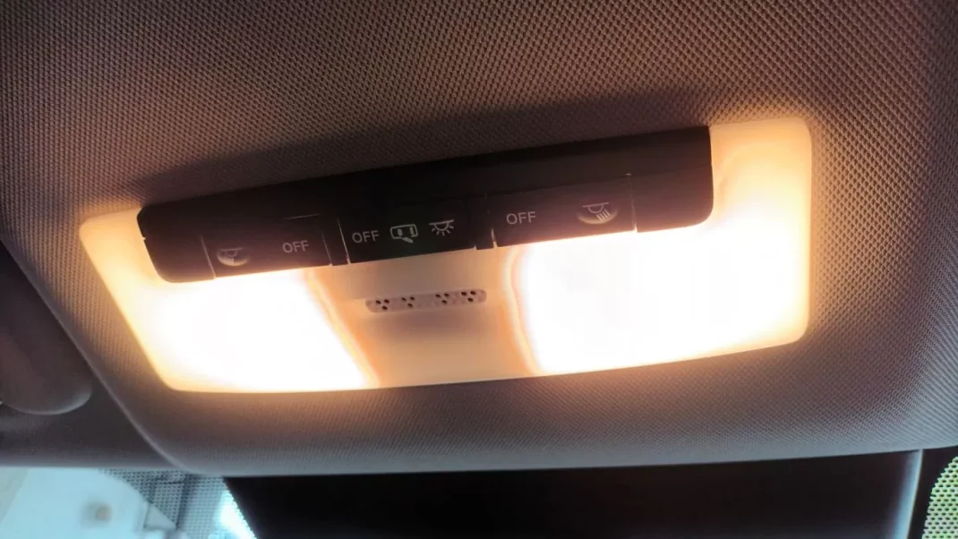 Nissan Leaf 2020 - 20500 EUR, 56131 km - AUTO.MOTO.pt - 56131km - foto 60 de 77