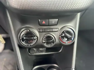 Peugeot 2008 2019 - 13900 EUR, 39416 km - AUTO.MOTO.pt - 39416km - foto 8 de 20