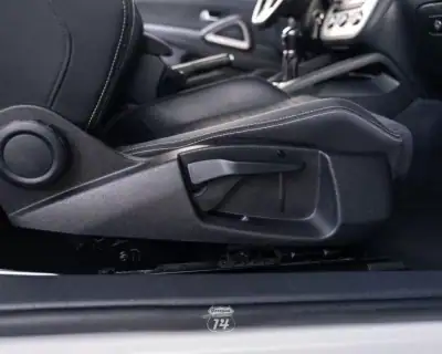 Volkswagen Scirocco 2013 - 16990 EUR, 153299 km - AUTO.MOTO.pt - 153299km - foto 42 de 49