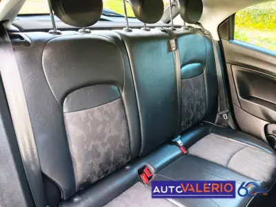 Fiat 500X 2021 - 17450 EUR, 76516 km - AUTO.MOTO.pt - 76516km - foto 33 de 40