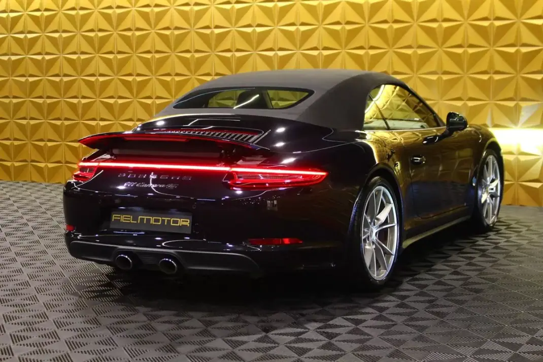 Porsche 991 2017 - 119000 EUR, 75000 km - AUTO.MOTO.pt - 75000km - foto 32 de 34