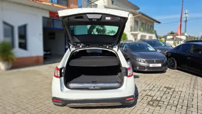 Peugeot 508 RXH 2012 - 8900 EUR, 236877 km - AUTO.MOTO.pt - 236877km - foto 9 de 33