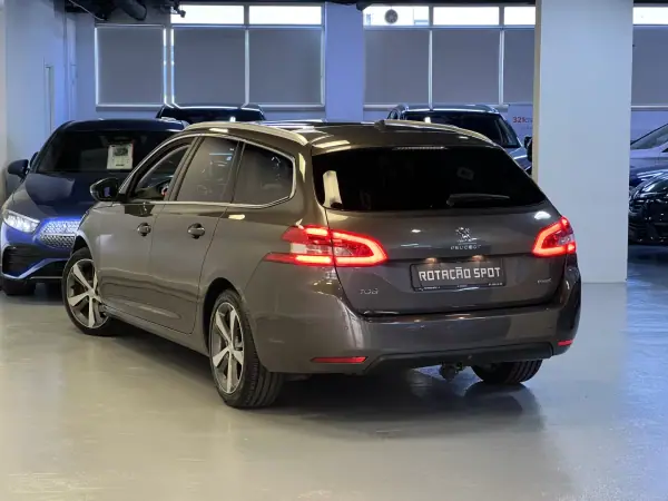 Peugeot 308 SW 1.2 PureTech Allure EAT8 2016 Gasolina
