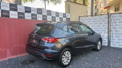 SEAT Arona 2023 - 14400 EUR, 59000 km - AUTO.MOTO.pt - 59000km - foto 6 de 12