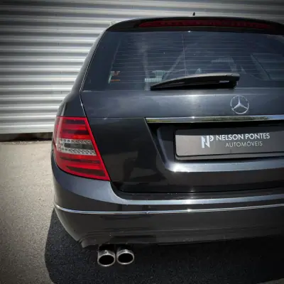 Mercedes-Benz C 180 2011 - 8900 EUR, 350000 km - AUTO.MOTO.pt - 350000km - foto 10 de 28