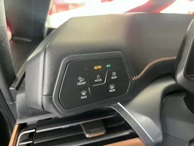 Cupra Born 2023 - 27800 EUR, 83155 km - 83155km - foto 28 de 31