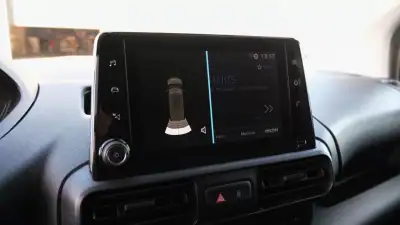 Peugeot Partner L2 caixa automática 130cv 2019 - 17900 EUR, 163000 km - AUTO.MOTO.pt - 163000km - foto 29 de 30