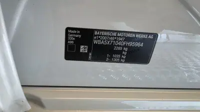 BMW 330 2019 - 22900 EUR, 111028 km - AUTO.MOTO.pt - 111028km - foto 51 de 54