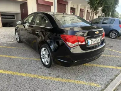 Chevrolet Cruze 2013 - 6800 EUR, 166000 km - AUTO.MOTO.pt - 166000km - foto 14 de 31