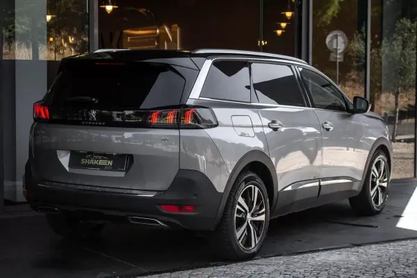 Peugeot 5008 2021 - 24900 EUR, 147346 km - AUTO.MOTO.pt - 147346km - foto 4 de 45