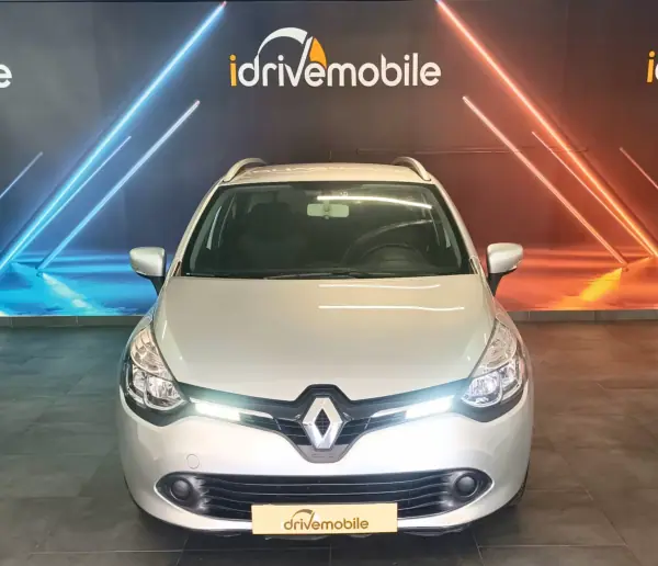 Renault Clio Break 2012 - 7500 EUR, 243550 km - AUTO.MOTO.pt - 243550km - foto 6 de 27