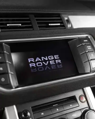 Land Rover Range Rover Evoque 2013 - 20450 EUR, 180000 km - AUTO.MOTO.pt - 180000km - foto 15 de 23