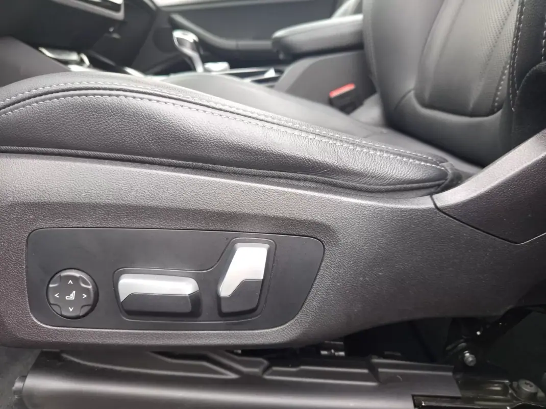 BMW X3 2022 - 39490 EUR, 85400 km - AUTO.MOTO.pt - 85400km - foto 18 de 27