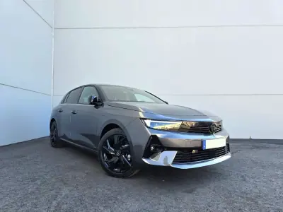 Opel Astra 2023 - 19900 EUR, 16940 km - AUTO.MOTO.pt - 16940km - foto 5 de 39