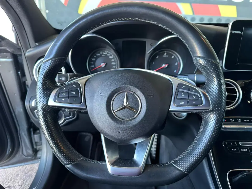 Mercedes-Benz C 220 2017 - 27900 EUR, 142254 km - AUTO.MOTO.pt - 142254km - foto 13 de 31