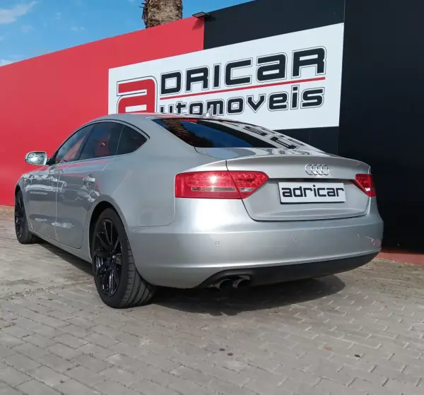 Audi A5 Sportback 2011 - 17500 EUR, 120459 km - AUTO.MOTO.pt - 120459km - foto 7 de 31