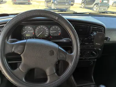 Volkswagen Passat 1996 - 1999 EUR, 125000 km - AUTO.MOTO.pt - 125000km - foto 12 de 22