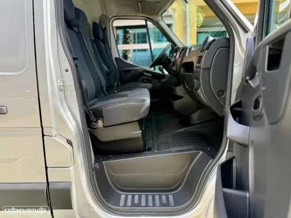 Renault Master 2.3 DCI L2H2 2020 - 17990 EUR, 144250 km - AUTO.MOTO.pt - 144250km - foto 34 de 38
