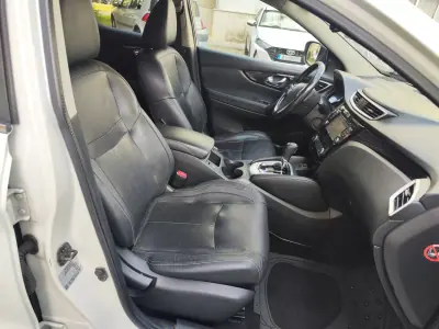 Nissan Qashqai 2014 - 13980 EUR, 212500 km - AUTO.MOTO.pt - 212500km - foto 14 de 46