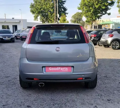 Fiat Grande Punto 2009 - 3950 EUR, 240503 km - 240503km - foto 7 de 26