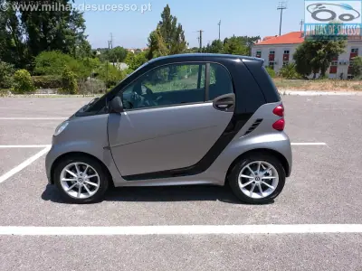 Smart ForTwo Coupé 2013 - 6850 EUR, 151000 km - AUTO.MOTO.pt - 151000km - foto 6 de 20