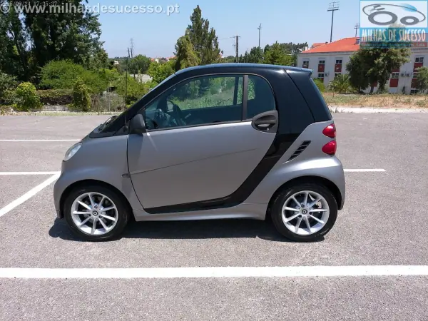 Smart ForTwo Coupé 2013 - 6850 EUR, 151000 km - AUTO.MOTO.pt - 151000km - foto 6 de 20