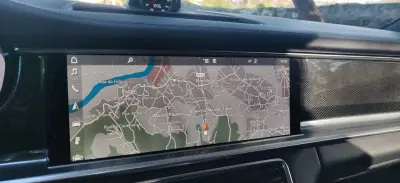 Porsche Panamera 2017 - 82499 EUR, 62500 km - AUTO.MOTO.pt - 62500km - foto 41 de 49