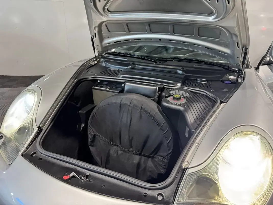 Porsche Boxster 2001 - 22500 EUR, 217000 km - 217000km - foto 19 de 53