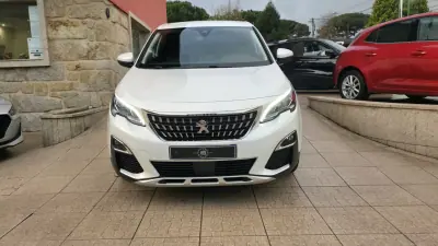 Peugeot 3008 2018 - 16990 EUR, 131000 km - AUTO.MOTO.pt - 131000km - foto 2 de 23