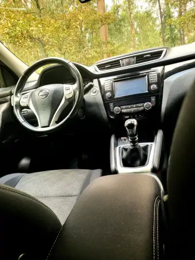 Nissan Qashqai 2016 - 15990 EUR, 153000 km - AUTO.MOTO.pt - 153000km - foto 16 de 24