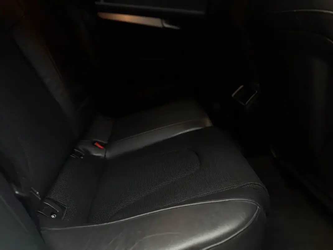 Audi A5 Sportback 2010 - 17900 EUR, 200000 km - AUTO.MOTO.pt - 200000km - foto 19 de 19