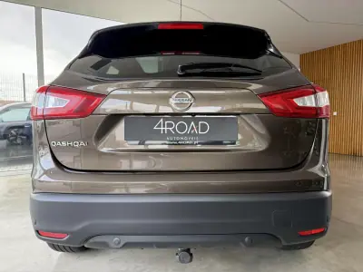 Nissan Qashqai 2015 - 14500 EUR, 171000 km - AUTO.MOTO.pt - 171000km - foto 17 de 86