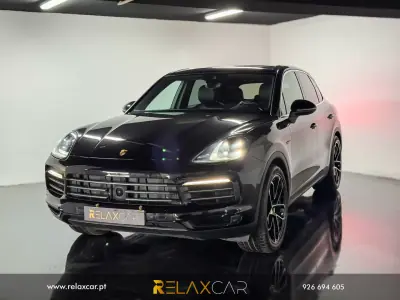 Porsche Cayenne 2018 - 53990 EUR, 150300 km - AUTO.MOTO.pt - 150300km - foto 5 de 28