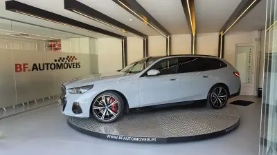 BMW i5 2024 - 52900 EUR, 121823 km - AUTO.MOTO.pt - 121823km - foto 14 de 57