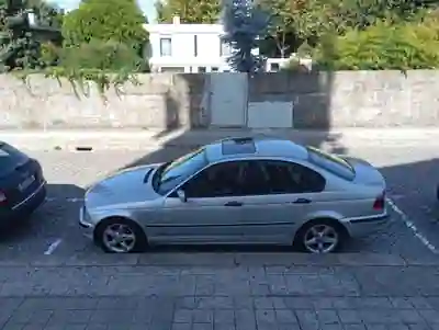 BMW 320 2000 — foto 4 de 15