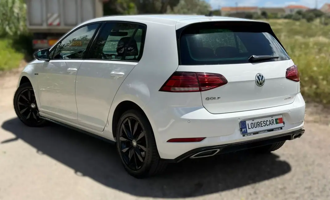 Volkswagen Golf 2019 - 13995 EUR, 169500 km - AUTO.MOTO.pt - 169500km - foto 38 de 41