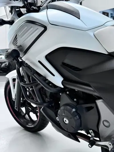 Honda NC750X 2015 - 5950 EUR, 35803 km - 35803km - foto 24 de 27